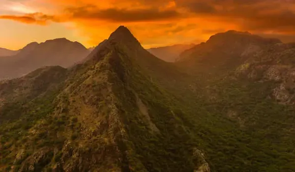 Featured Image of Pallavaram Paleolithic Site: Where India's Stone Age Story Begins